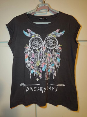 T-shirt like new, short sleeve, cotton, owl dreamcatcher design
