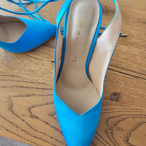 Envie Shoes satin heels size 38 like new, blue with ankle straps