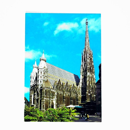 Vintage Vienna Postcards set of 6 mint condition