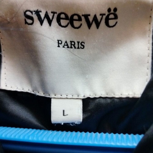 Sweewe Long Women's Jacket with Detachable Fur Hood like new, black, size L