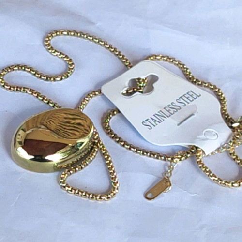 Steel necklace new, gold and silver color