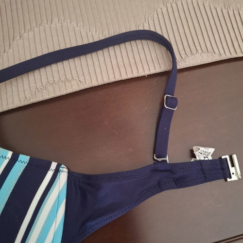 Antigel Swimwear Top Size 75D Like New Blue Turquoise