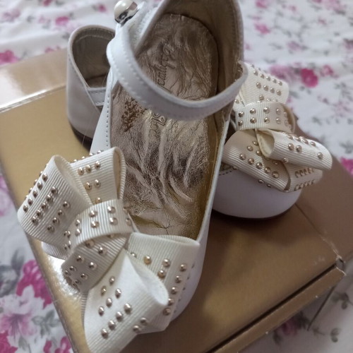 Children's shoes size 17, sandals size 20, white shoes size 21