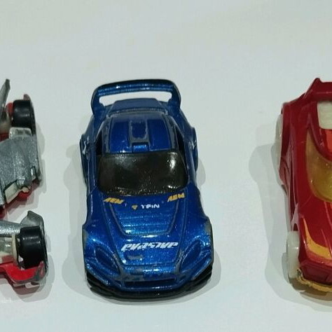 Mattel toy cars used, pack of 5 with gift