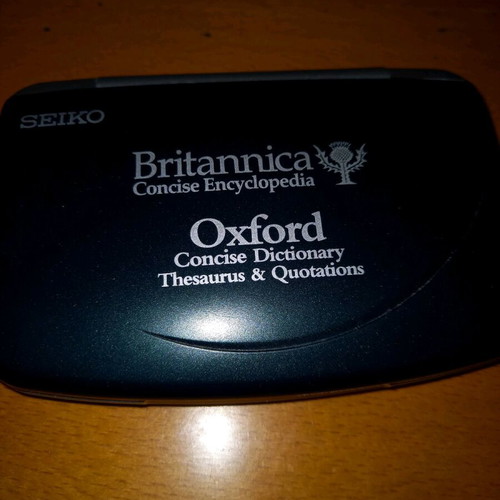 Britannica Concise Encyclopedia SEIKO like new