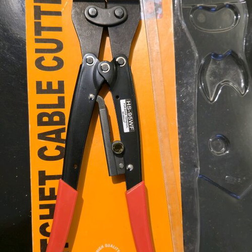 Cable terminal crimping tool 50-70-95mm like new