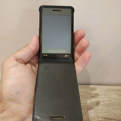 Samsung Giorgio Armani used, unknown functionality