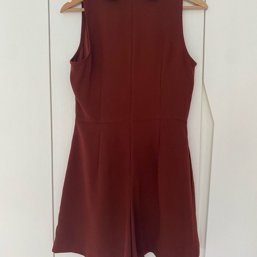 Toi&Moi burgundy playsuit size S like new