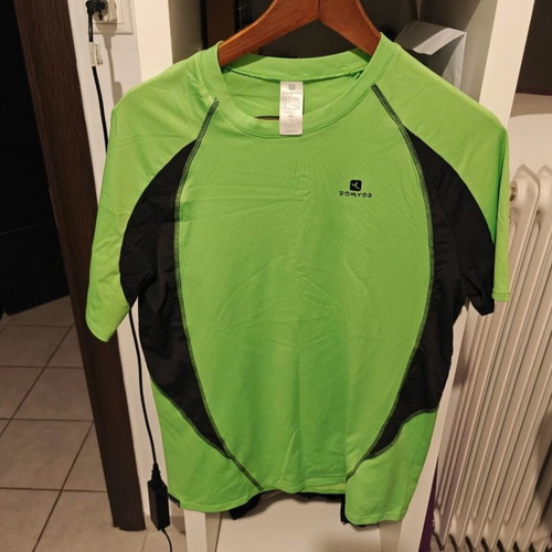 Domyos Running T-shirt size M like new, black and green