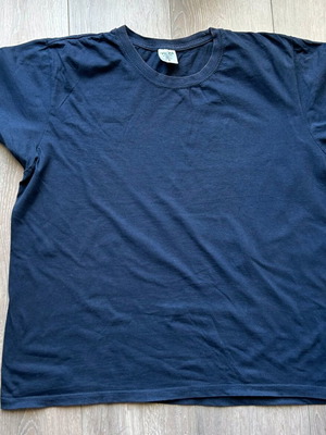 Unisex T-shirt Keya blue like new, size L