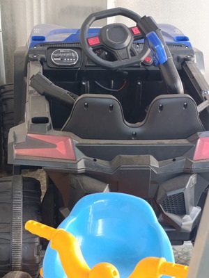 Electric Off Road Jeep 12 V used, two-seater black blue