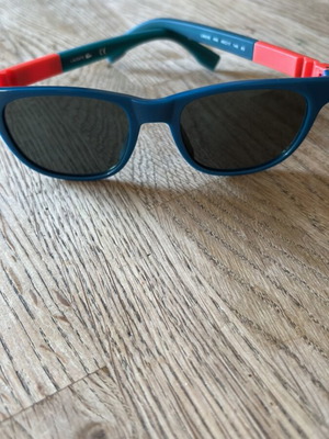 Lacoste kids sunglasses 8-12 years like new, blue petrol with orange