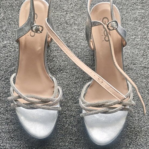 Wedding shoes silver pumps like new, 10 cm heel size 39