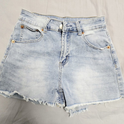 Girls' summer shorts bundle like new, 3 pieces, colorful