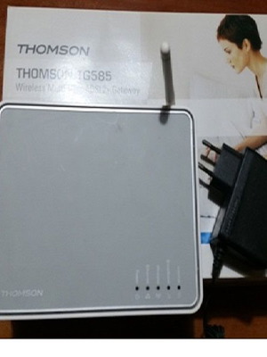 Рутер Thomson TG585 употребяван в оригиналната кутия