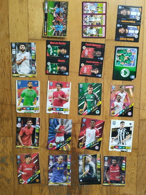 Fifa 365 football cards used, pack of 13 plus 6 stickers