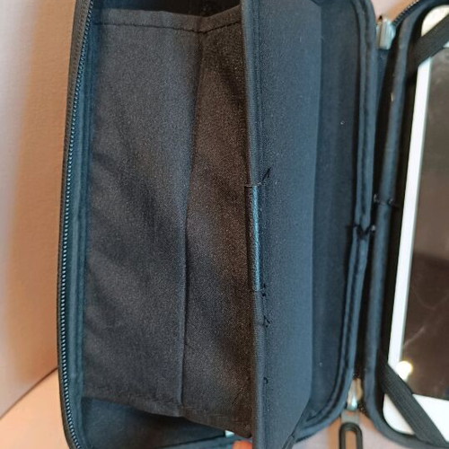 Case Logic tablet case 7 inch used