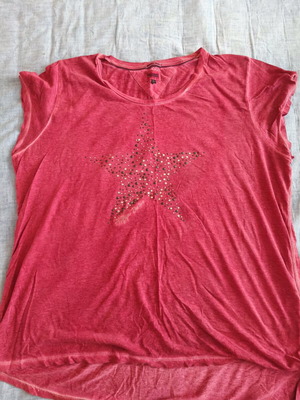 Hilfiger Denim women's t-shirt used, size XL, red
