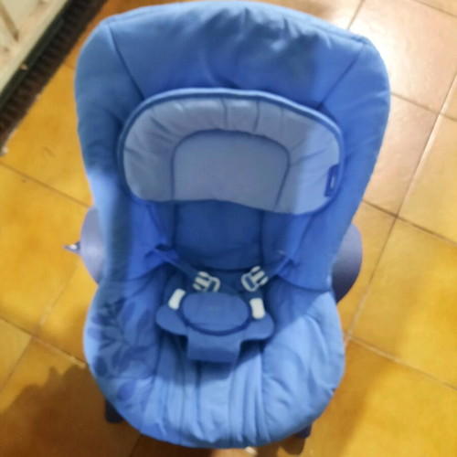 Bébé Confort baby rocker blue with recline and safety belt