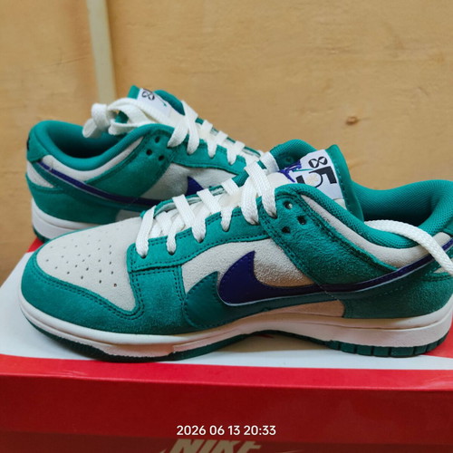 Nike Dunk Low SE women's shoes size 38 new, sail green white