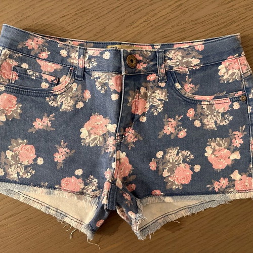 Bsb Jean shorts like new, size S