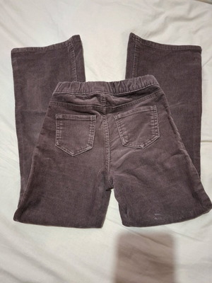 Κοριτσίστικο παντελόνι H&M σαν καινούργιο για 6-7 ετών, μέγεθος 122 cm