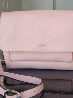 Silviarosa crossbody bag like new, pink synthetic leather