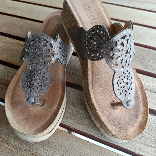 Patrizia Boutique leather sandals used, size 37, beige and brown