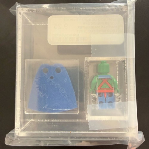 LEGO DC Super Heroes Martian Manhunter figure like new with AFA 9.25 case