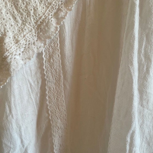 White long dress Platinum one size like new