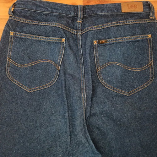 Lee Pleated Stella Taper DK Stone Bolton Jeans 32x31 like new