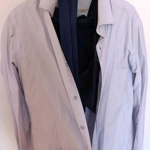 Groom Suit Italian Job blue like new, includes jacket, pants, shirt, tie