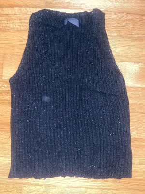 Nema knit top used, small medium, silver thread detail