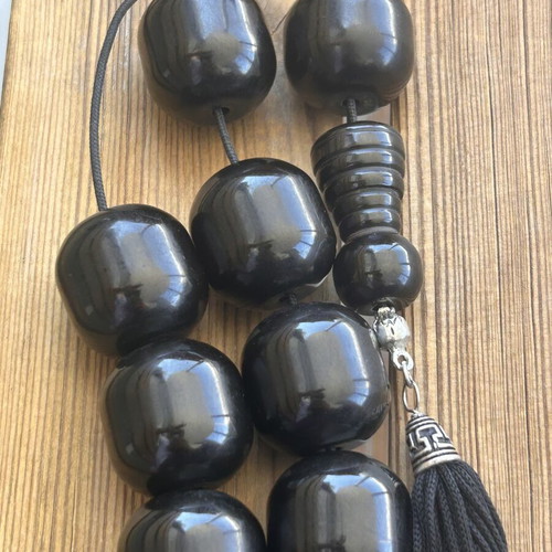 Old mastic komboloi worry beads, 15 beads, large size