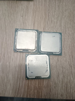 Core 2 Duo processors like new, pack of 3, 2.33-1.86-2.13 GHz