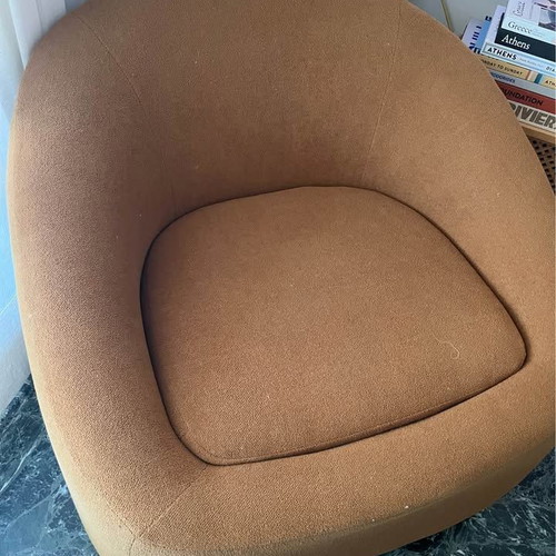 Puffy Retro Style Scandinavian Tub Chair like new, tan color