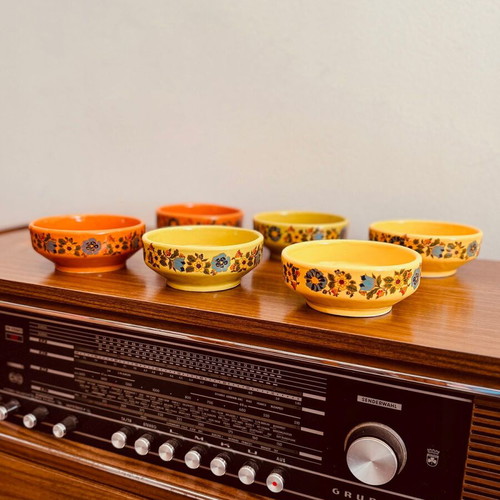 YALCO ceramic serving bowls set of 7 used, floral vintage retro