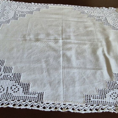 Handmade knitted linen square carre like new, 70x70cm