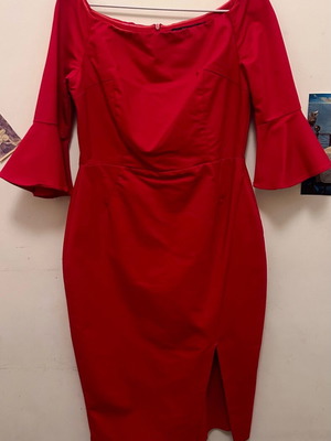 Red dress Zara like new, flared sleeve, midi