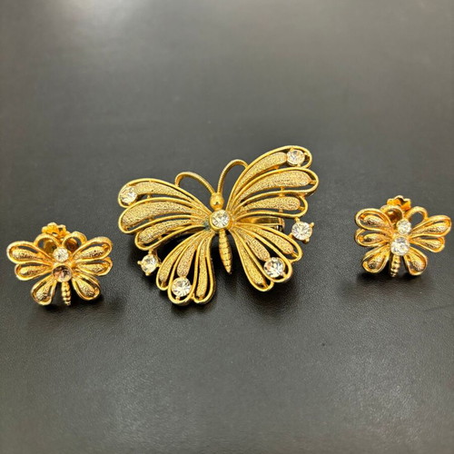 Antique brooch and gold-plated earrings set used