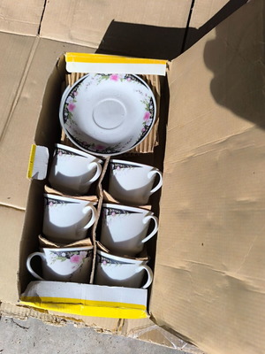 Porcelain tea set 12 pieces new