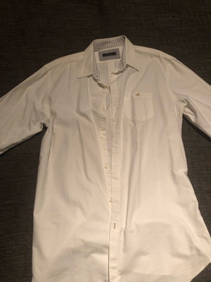 White Zara shirt like new, size L