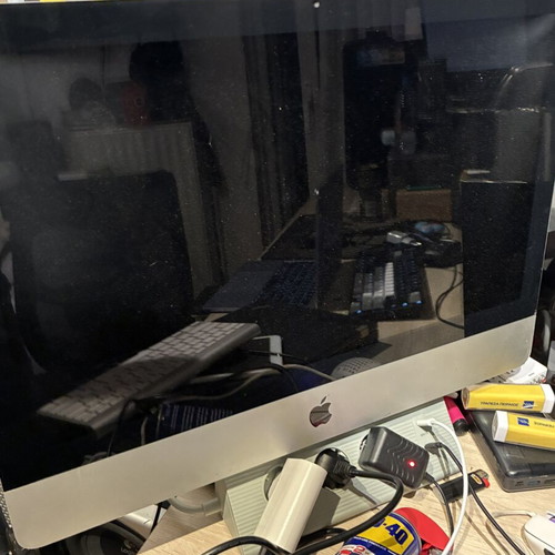 Apple iMac Late 2009 21.5 inch like new