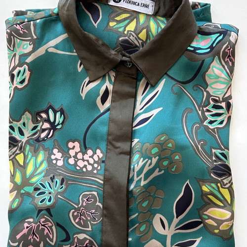 Frederica Erre floral satin shirt size S like new