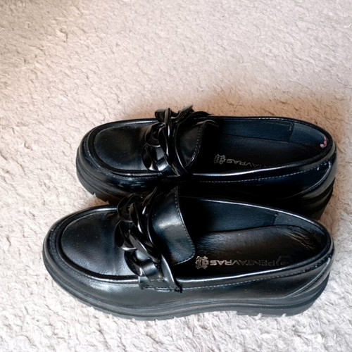 Vintage platform shoes like new, black, size 37