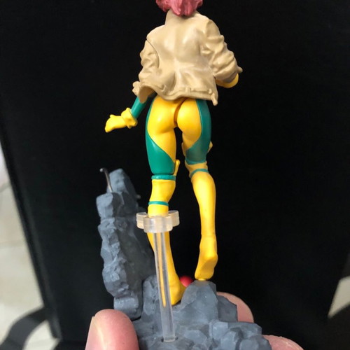 Rogue figure from X-Men 9 cm used, Marvel Comics