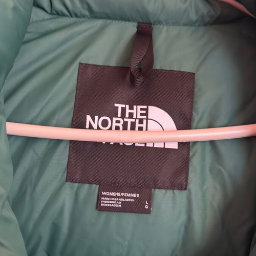 The North Face Nuptse 700 Women's Jacket L Emerald new with tag