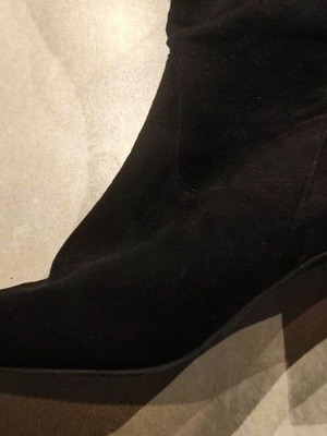 Boots with synthetic suede like new, size 40, black