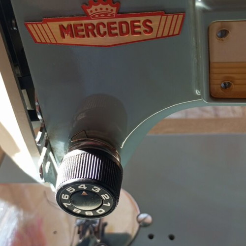 Mercedes sewing machine new with foot pedal and case