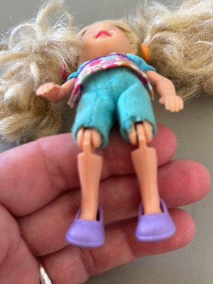 Barbie Mini doll, like new